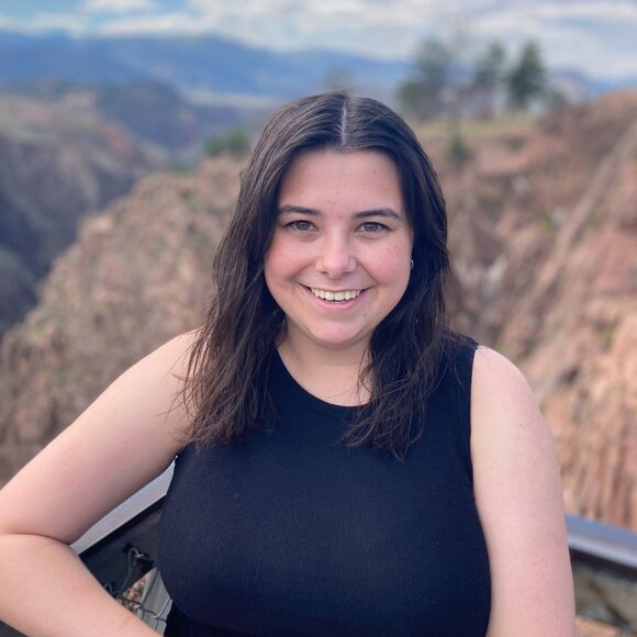 Meet your Posher, Miranda - Picture 1 of 1